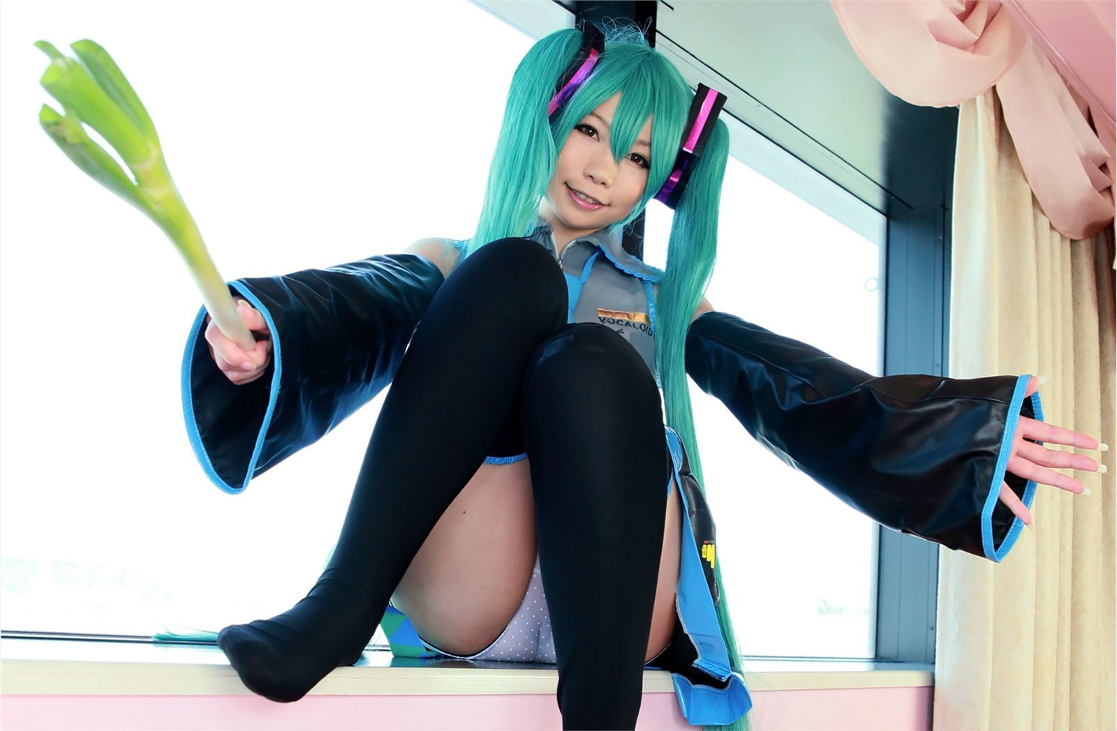 [Cosplay] 2013.04.10 Ultra hot new Vocaloid Set